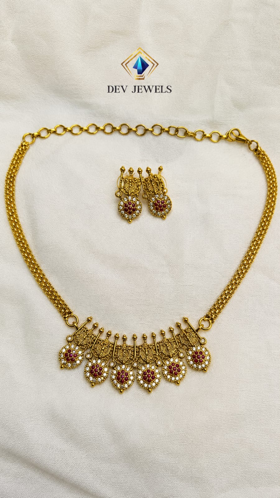 Gold and Diamond Studded Flower Neckalce with Earrings