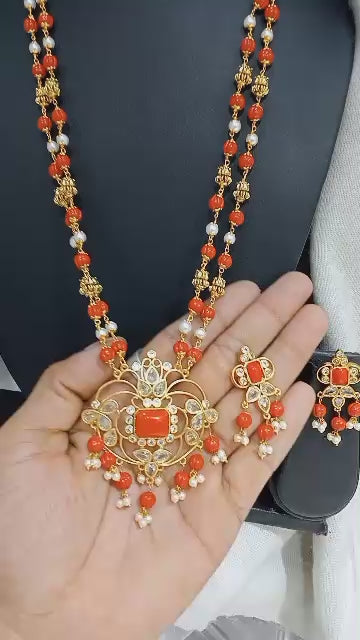Pendent necklace