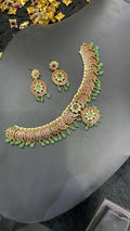 Jadau kundan necklace